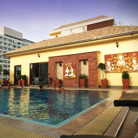 Royal Park Apartments Jomtien Beach Dış mekan fotoğraf